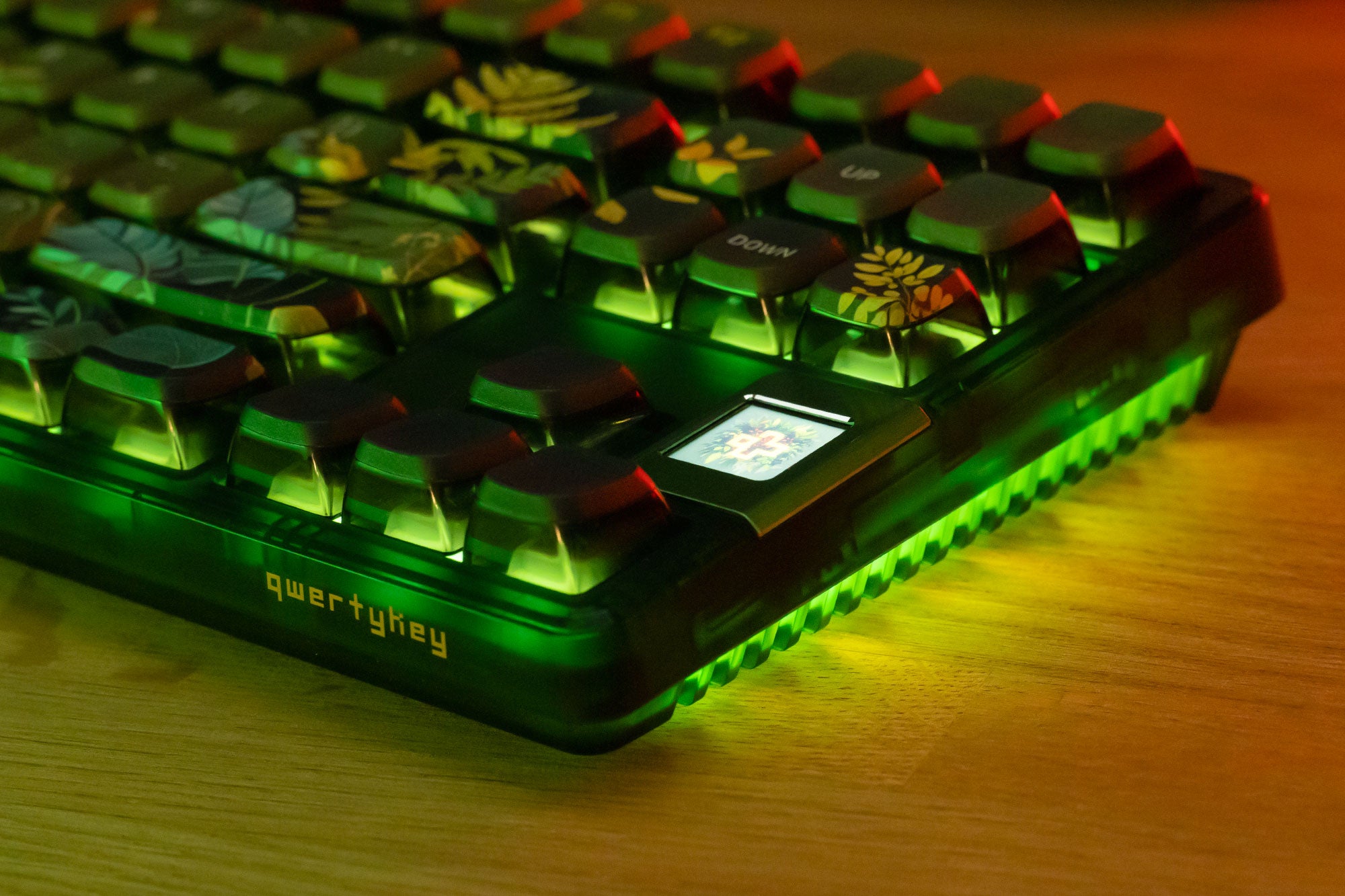 QwertyKey80 Leaf Bluetooth Wireless Hotswap RGB QMK/VIA Gasket Mounted Gaming Mechanical Keyboard with Screen