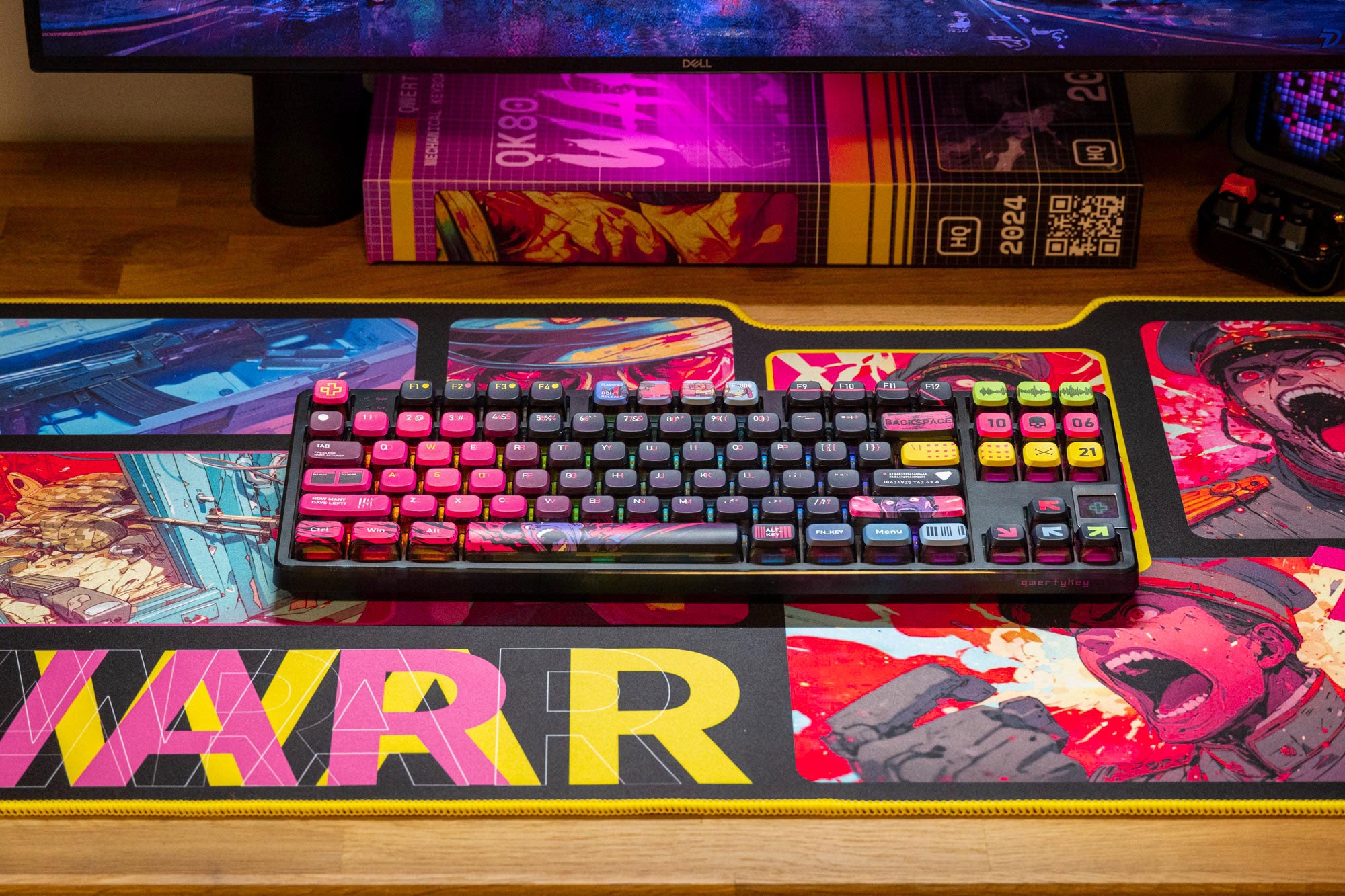 Deskmat Mousepad QwertyKey War 4mm stitched edges