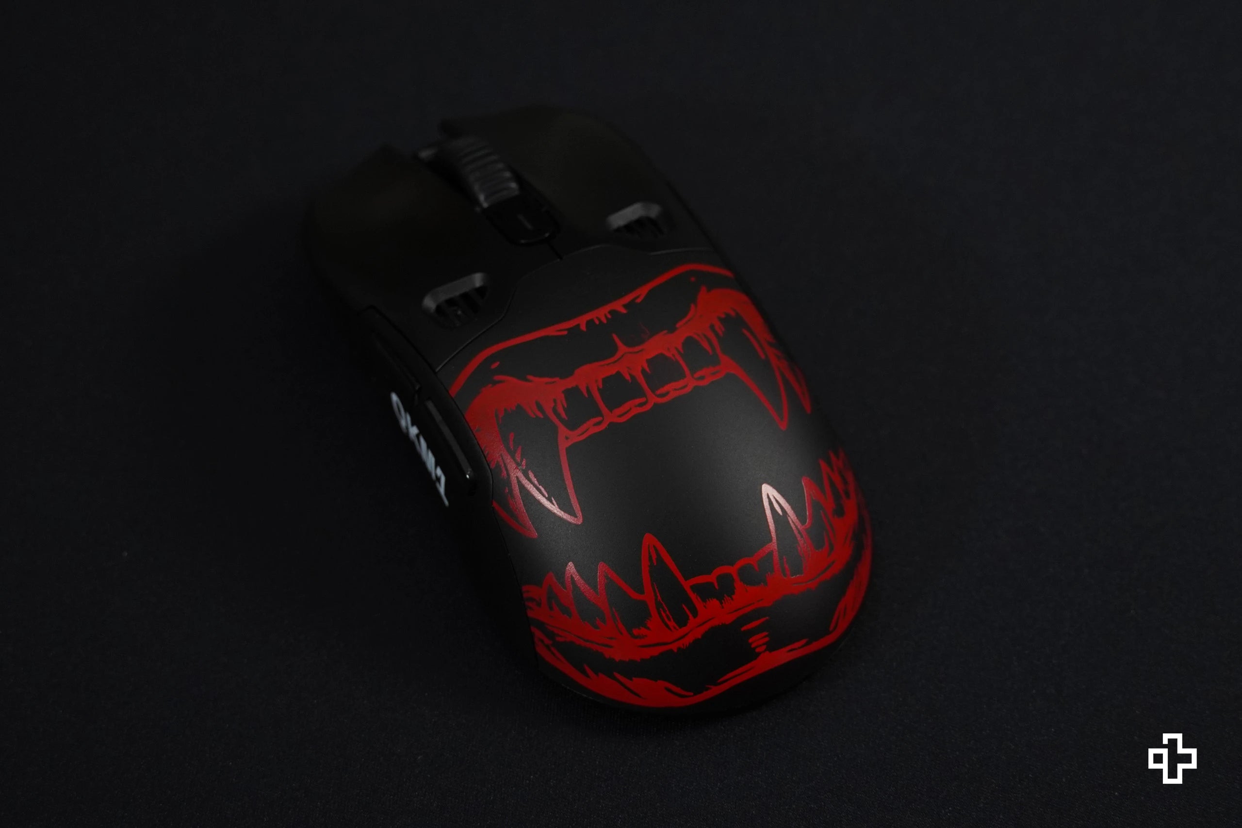Cover Mouse QKM1 Black Dracula