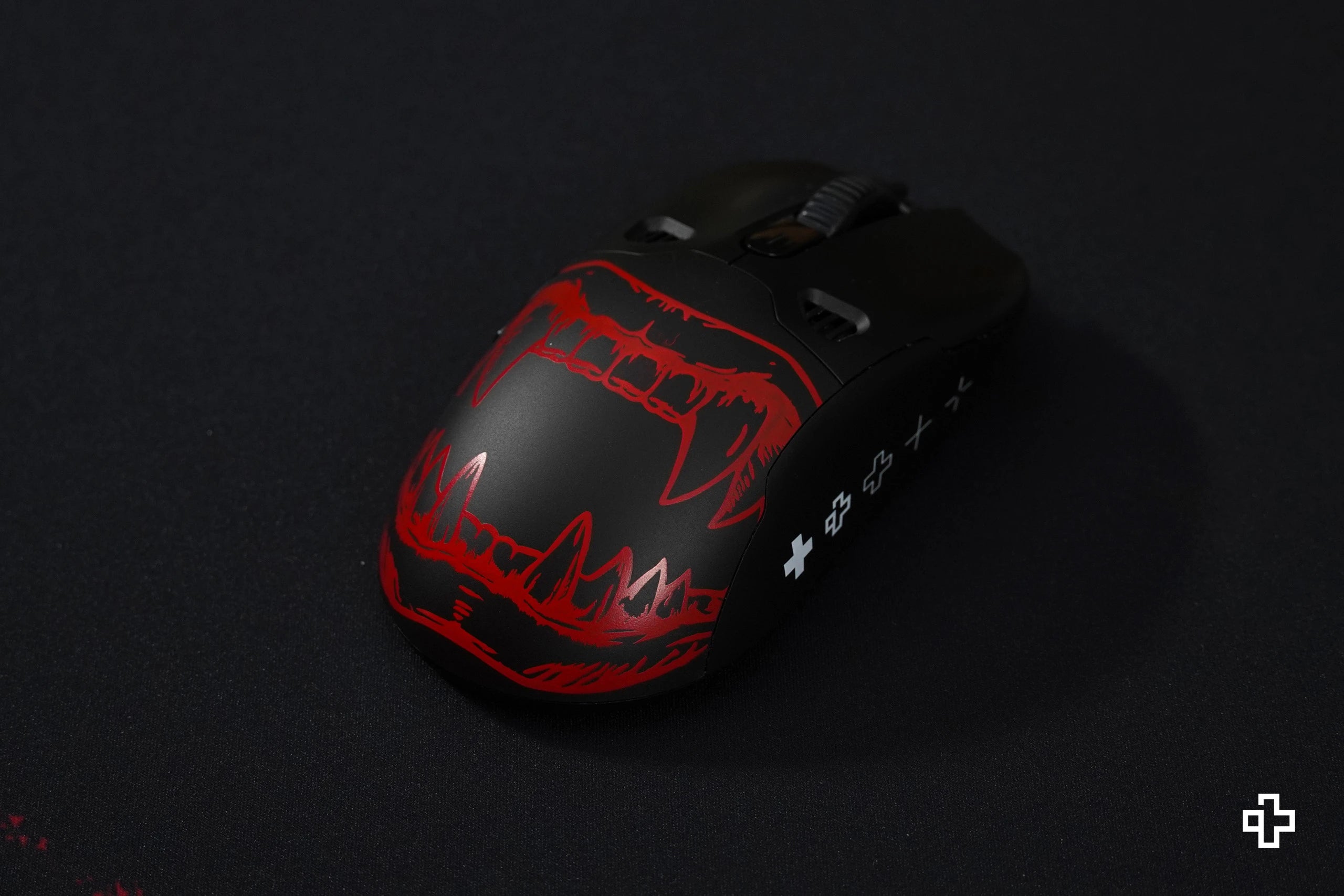 Cover Mouse QKM1 Black Dracula