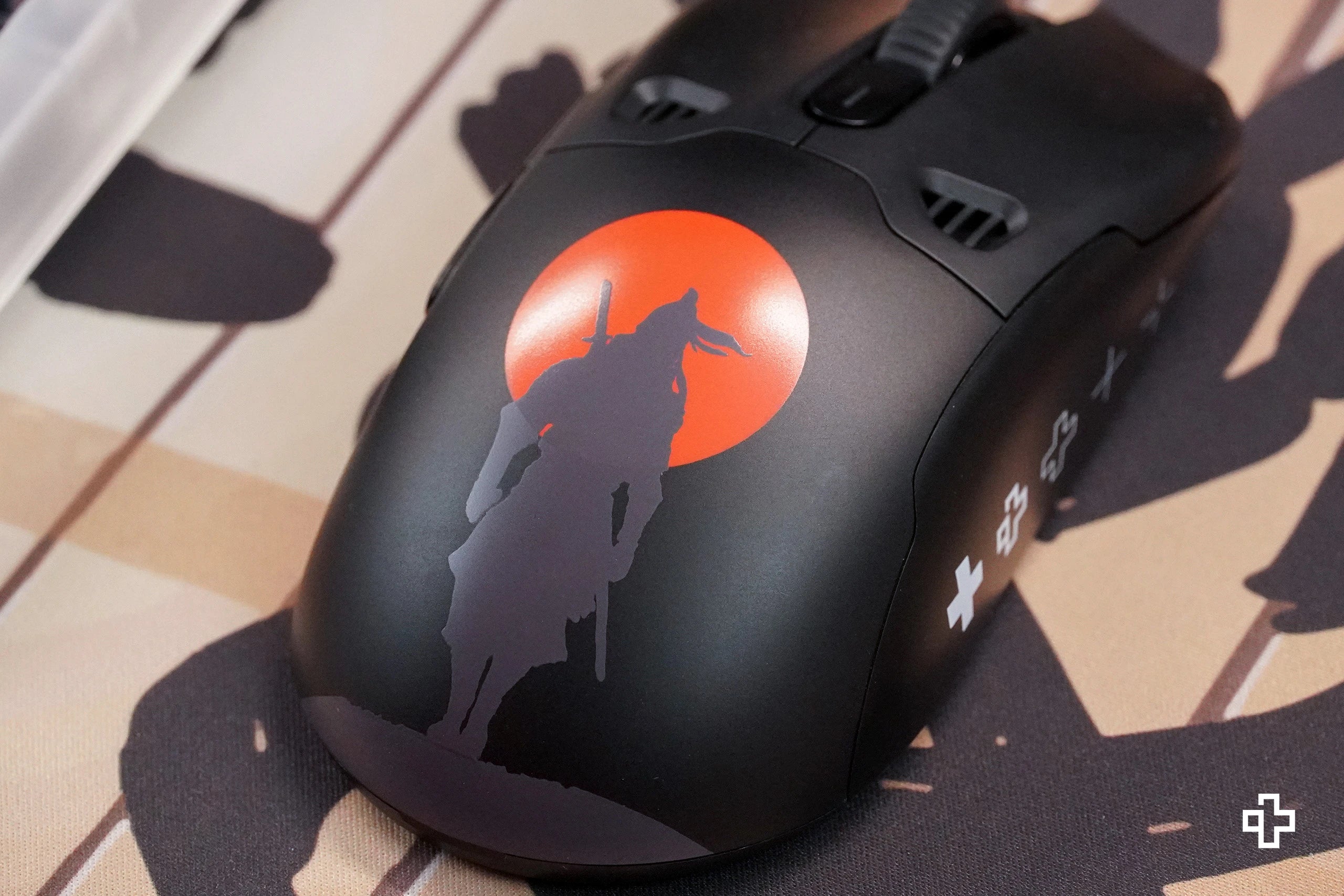 Cover Mouse QKM1 Striker Negru