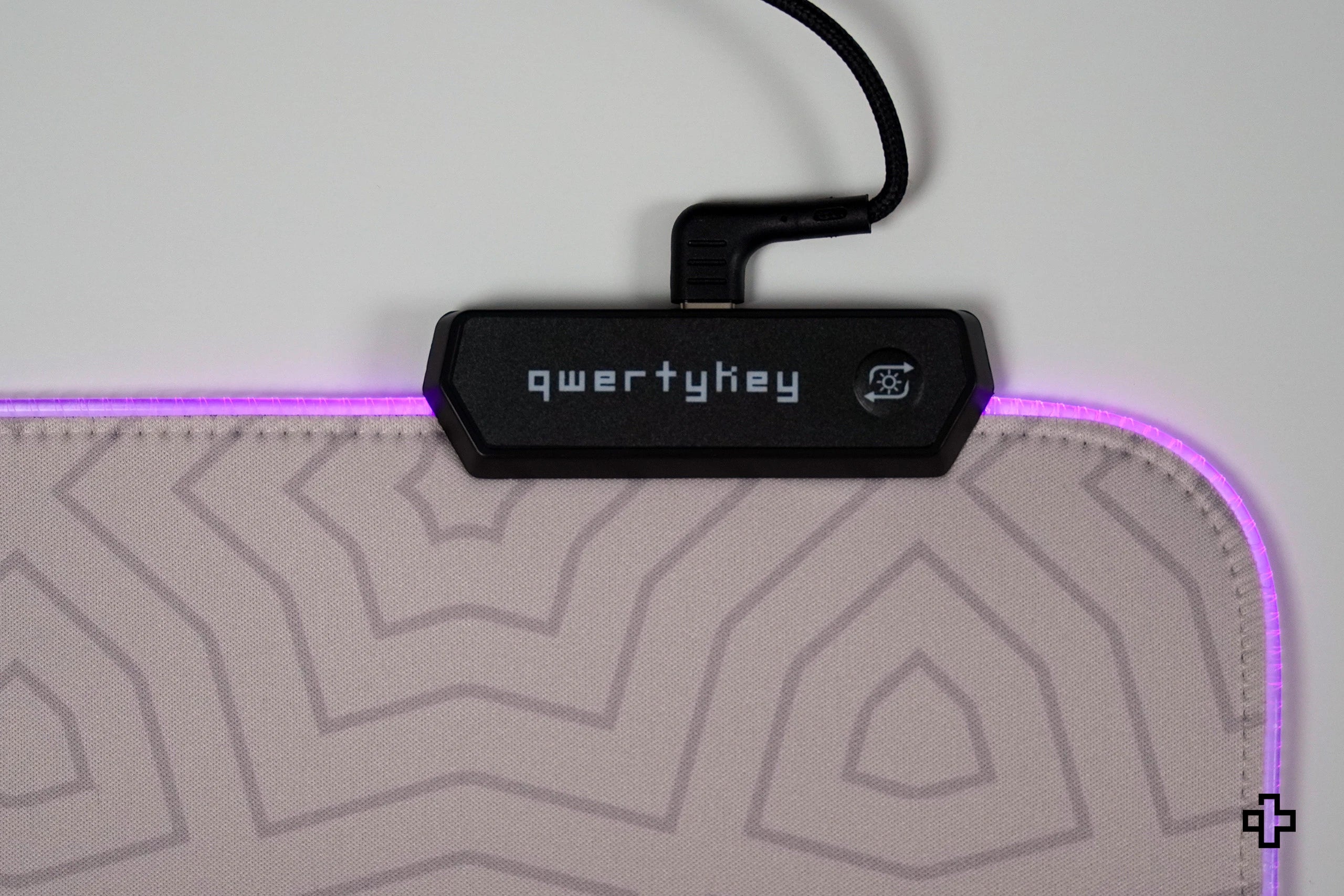 Deskmat Mousepad QwertyKey Sharingan Eye RGB 4mm stitched edges