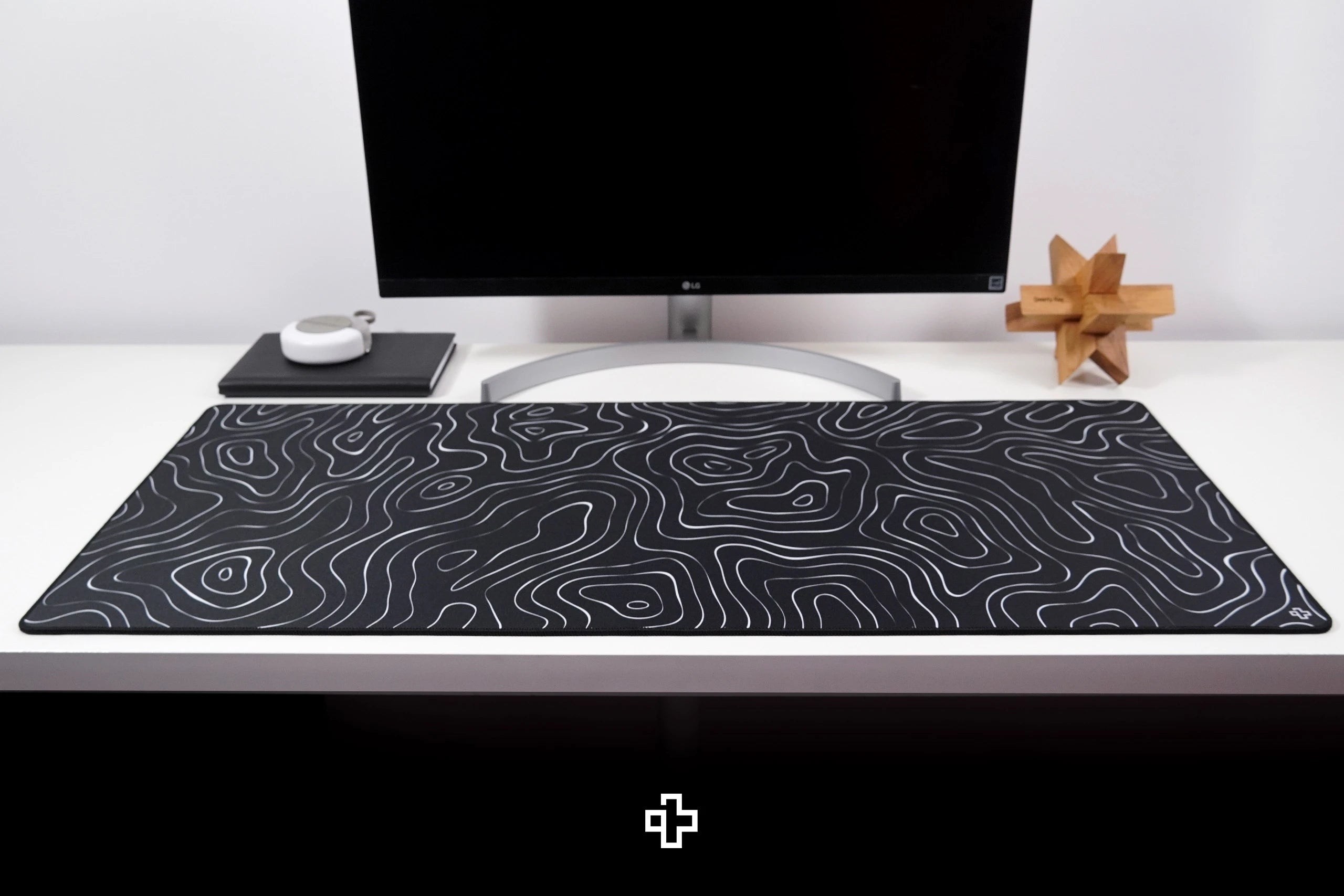 Deskmat Mousepad QwertyKey Topographic Black 4mm stitched edges