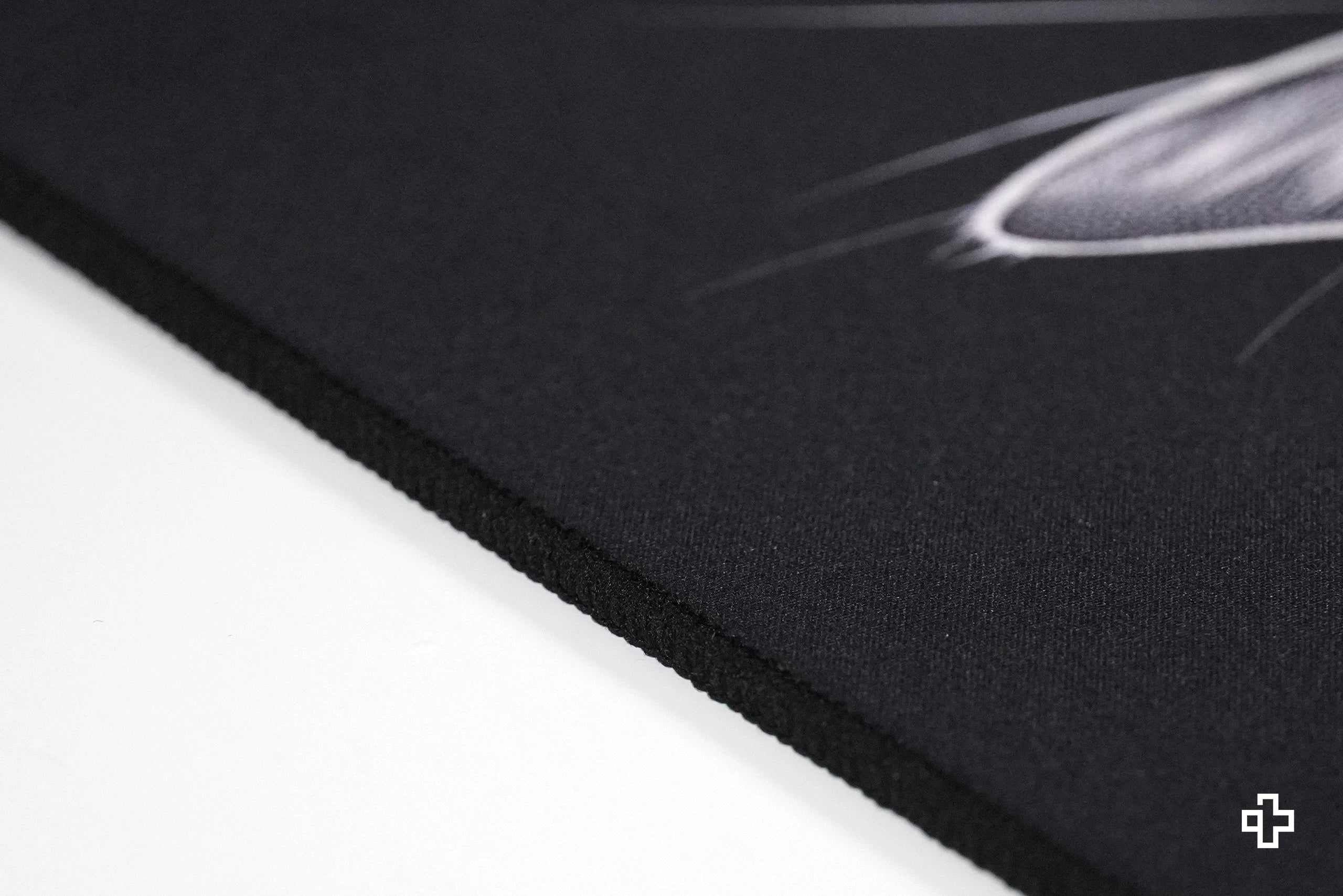 Deskmat Mousepad QwertyKey Black Cat 4mm stitched edges