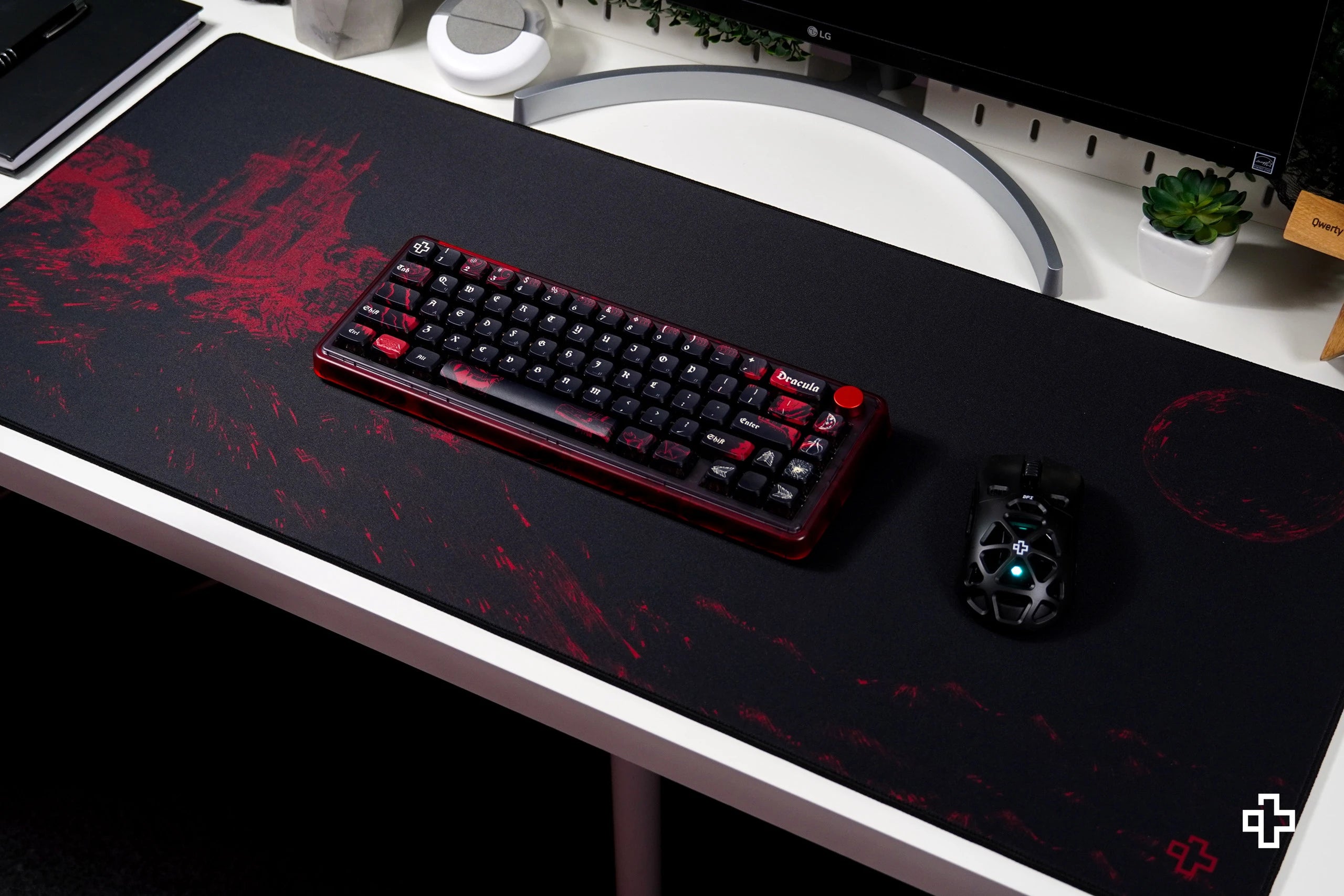 Deskmat Mousepad QwertyKey Dracula 4mm stitched edges