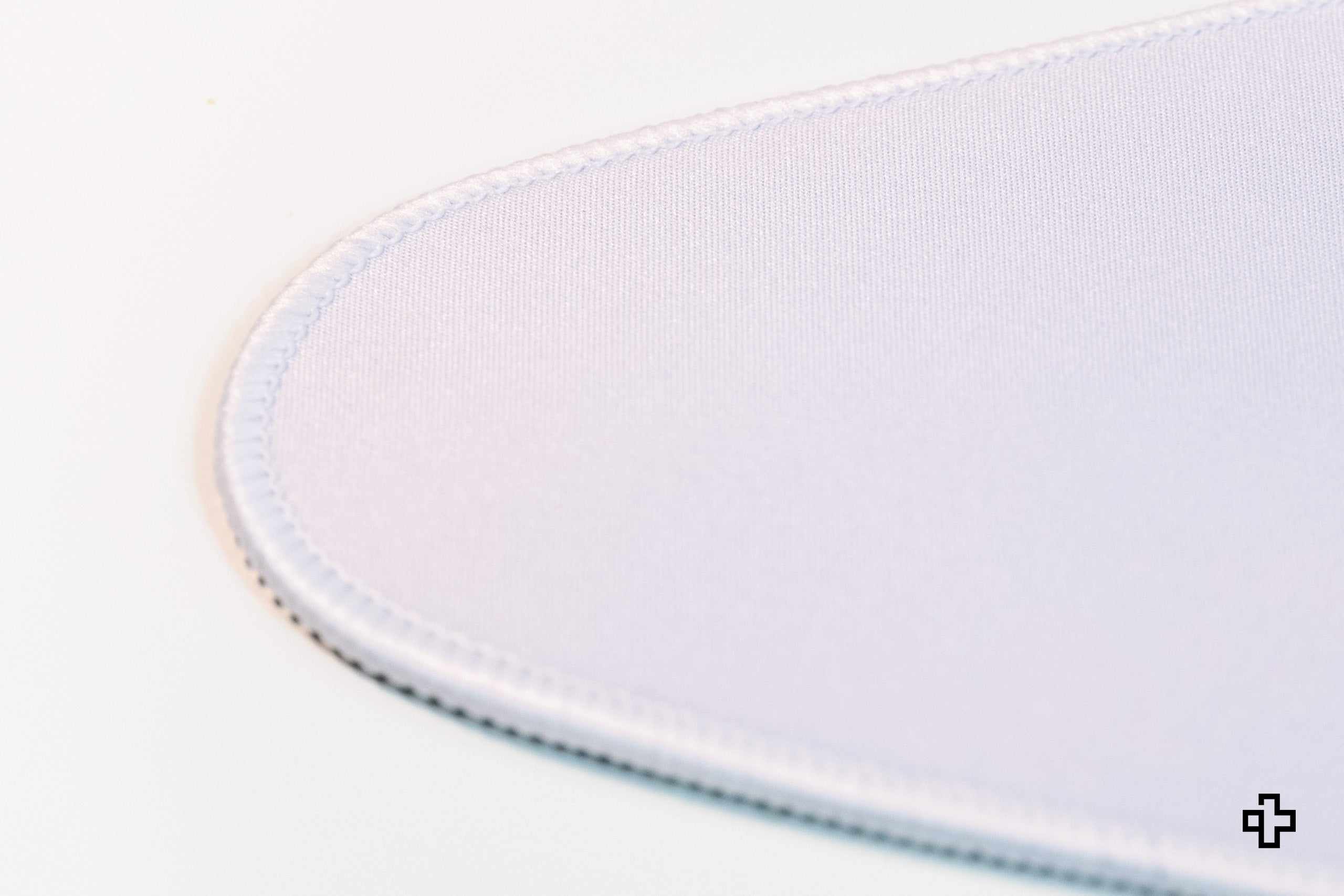 Deskmat Mousepad QwertyKey Egg 4mm irregular stitched edges
