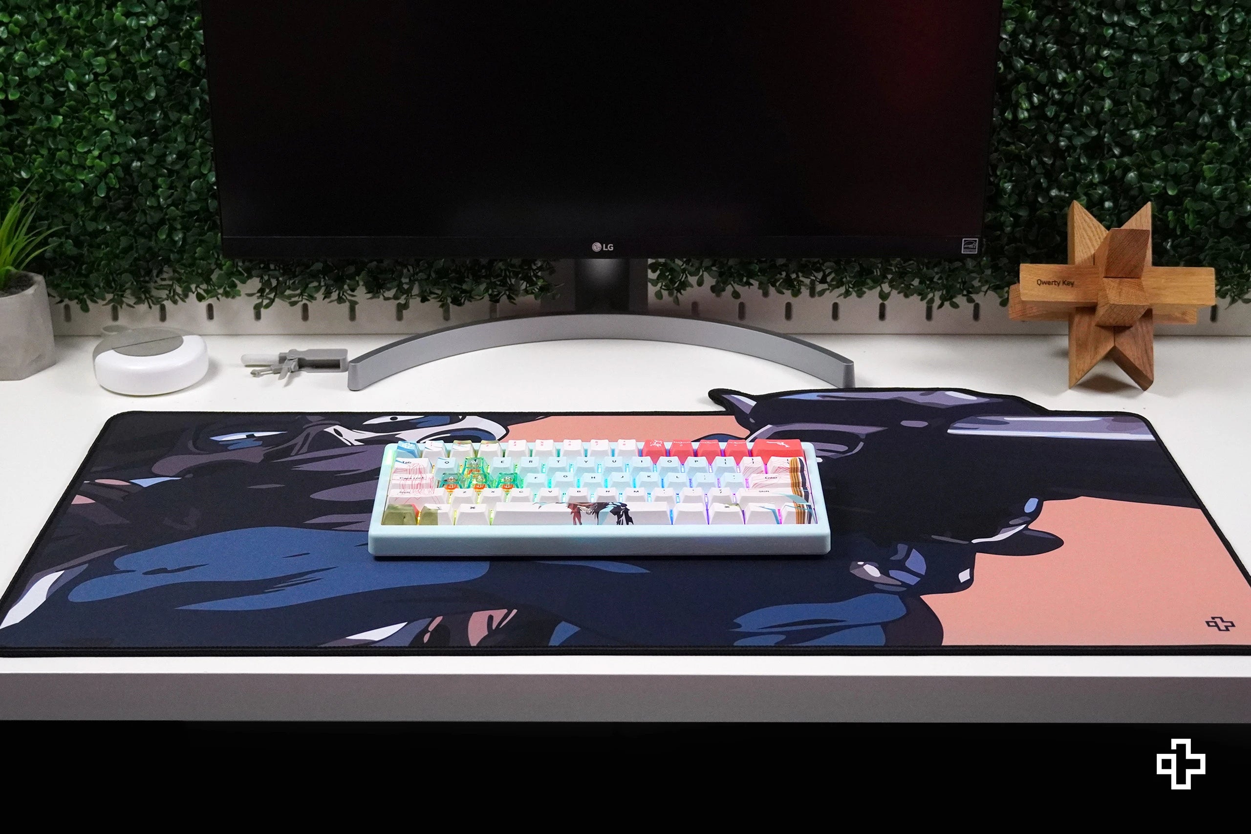 Deskmat Mousepad QwertyKey Western 4mm stitched edges