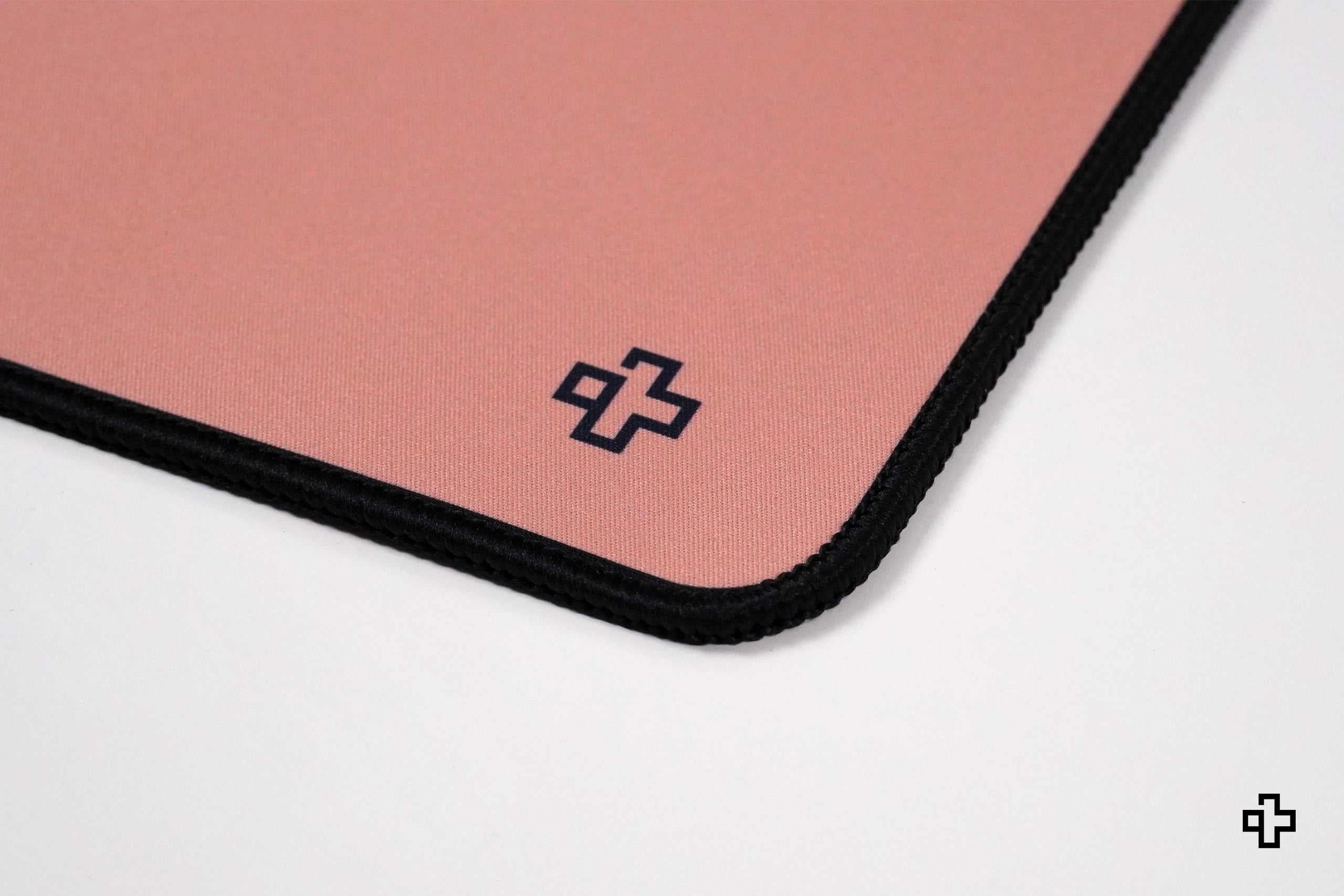 Deskmat Mousepad QwertyKey Western 4mm stitched edges