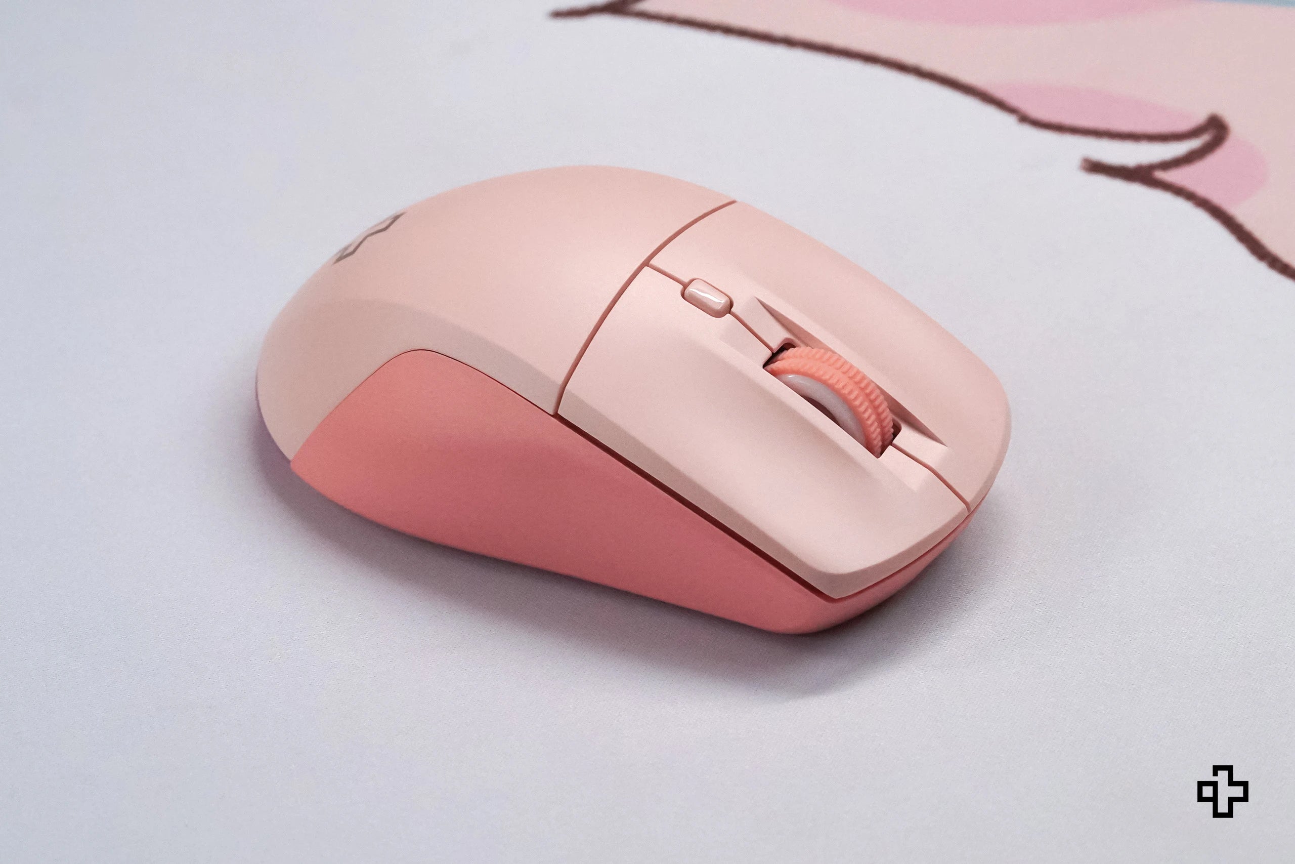 QwertyKey Flow Office Bluetooth Wireless RGB Pink Mouse