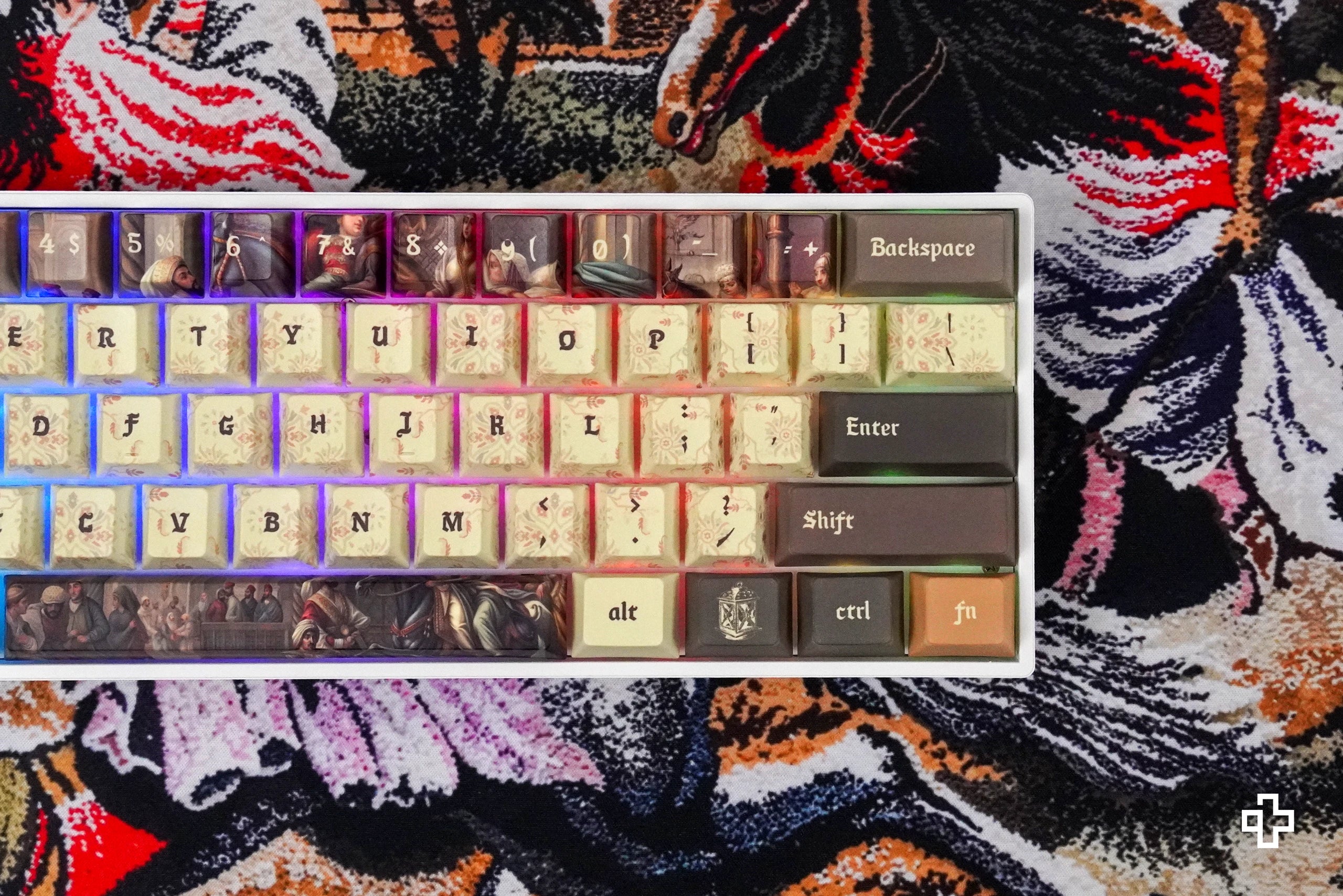 QwertyKey Rapirea din Serai Hotswap RGB Tastatura Mecanica Gaming