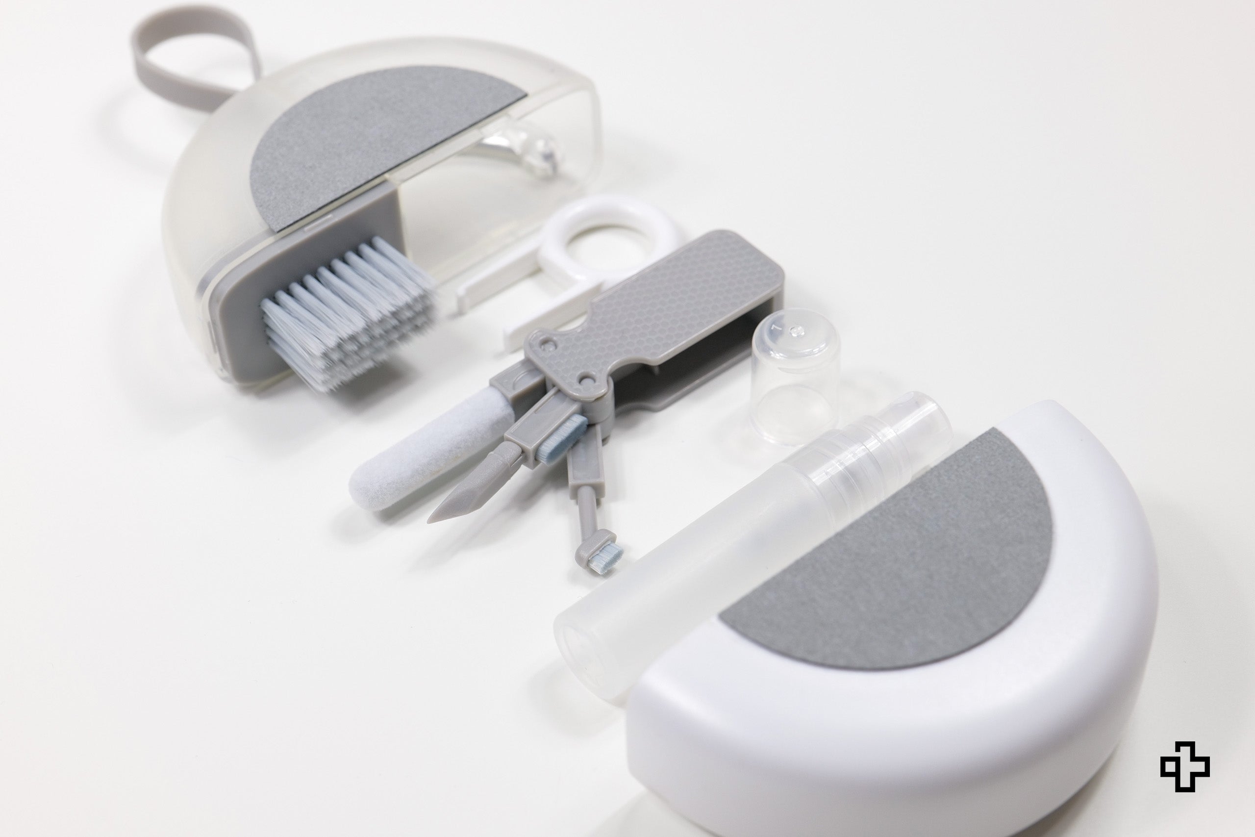 Cleaning Kit for Mechanical Keyboards and Multifunctional Headphones