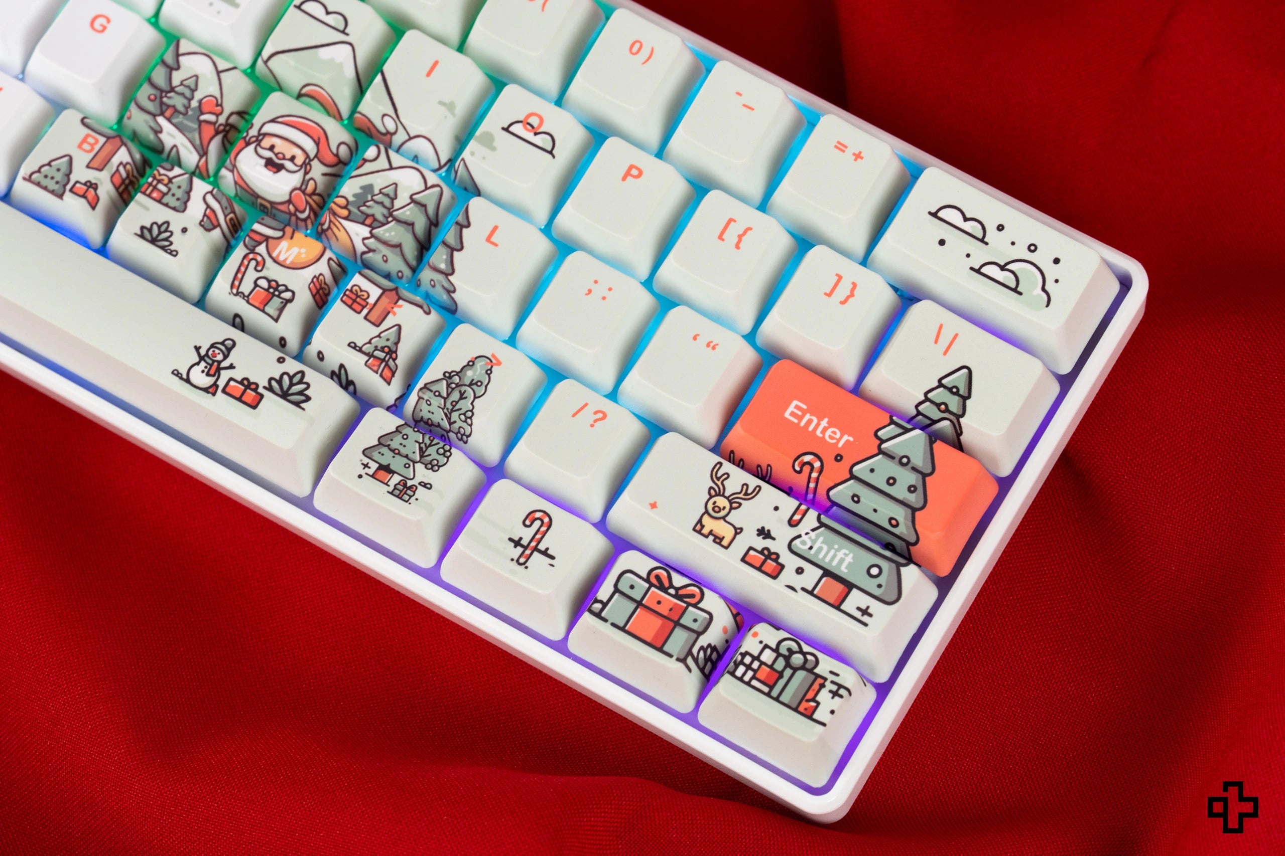 QwertyKey Santa Hotswap Mechanical Keyboard Christmas Gaming
