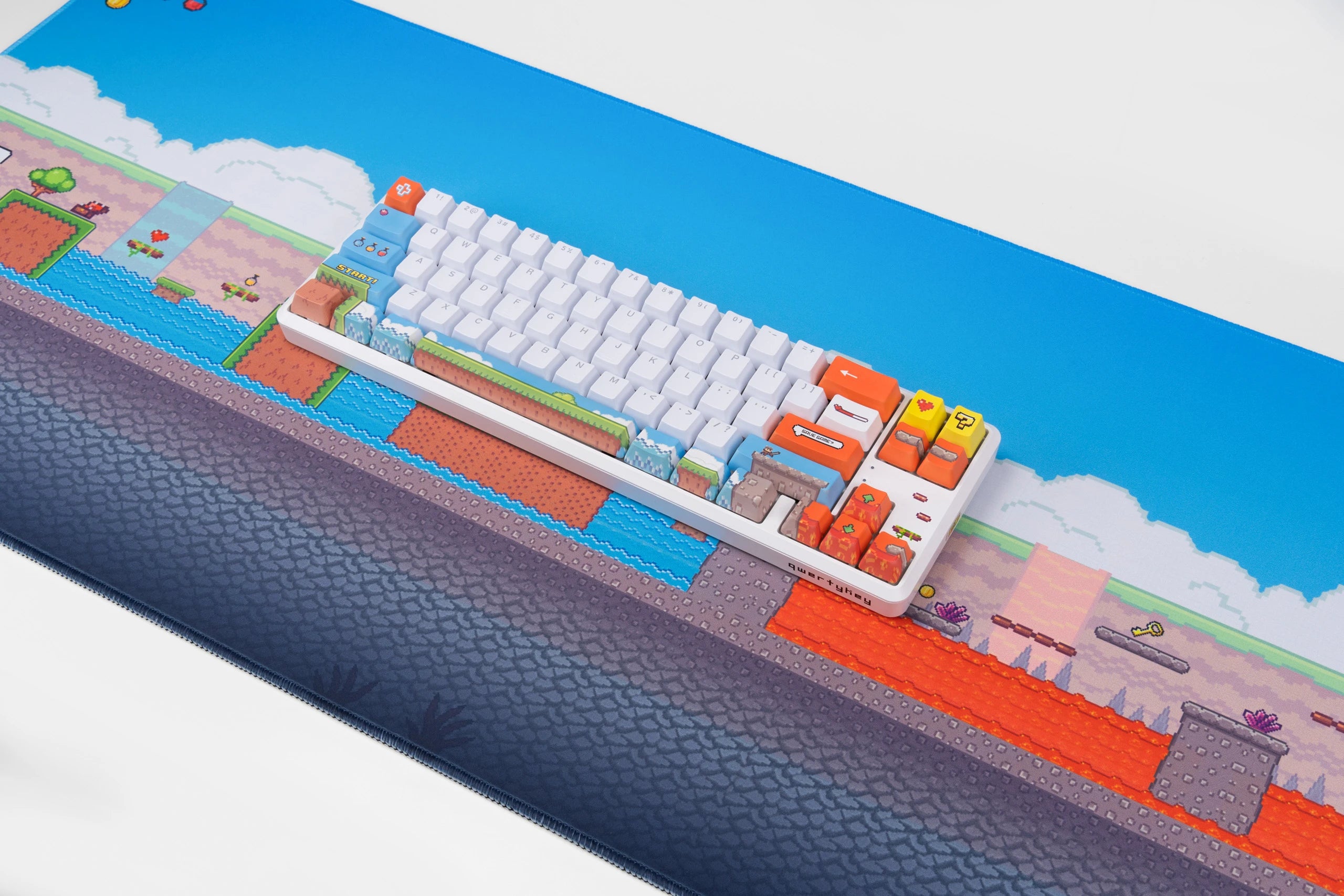 Deskmat Mousepad QwertyKey Arcade 4mm stitched edges