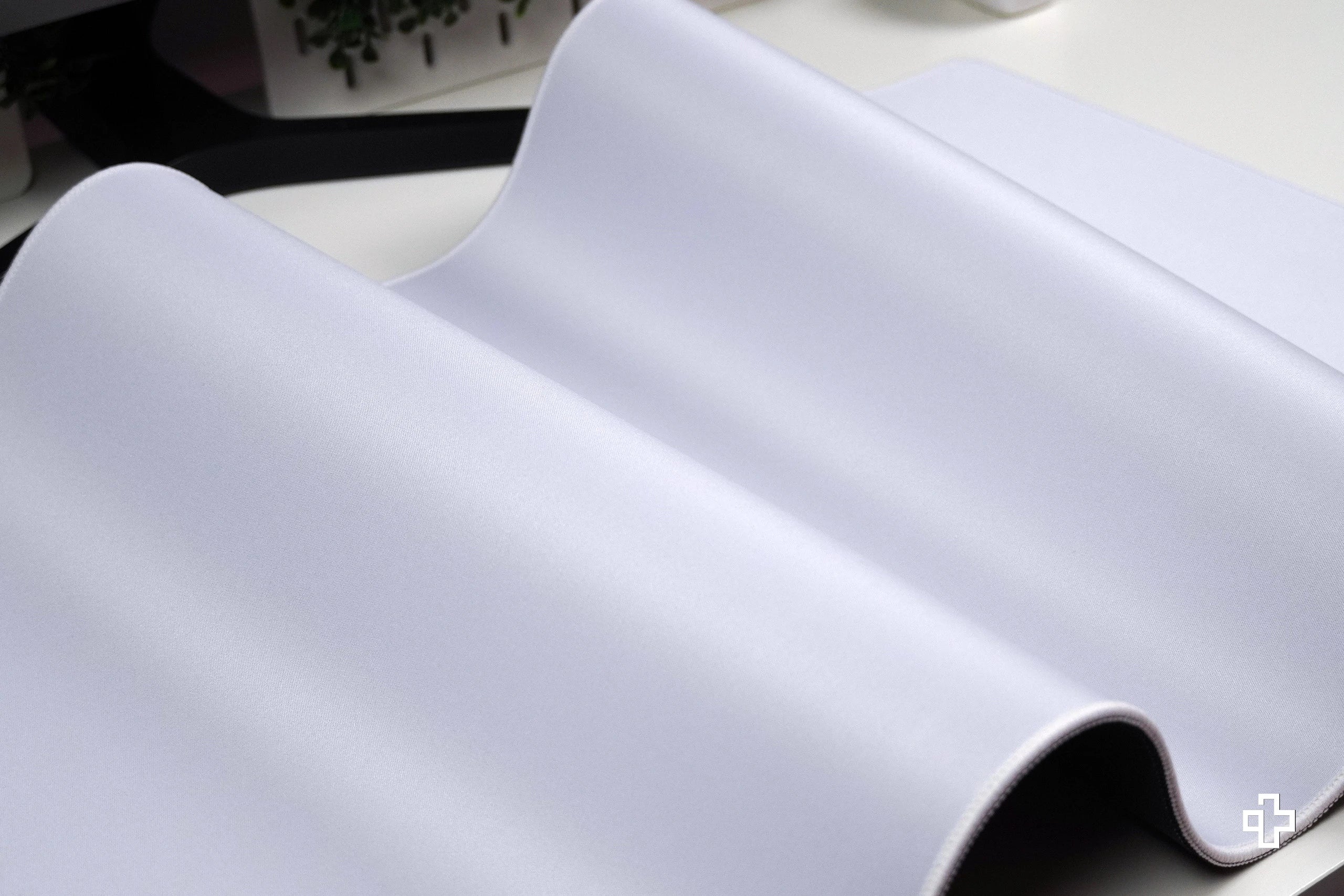 Deskmat Mousepad QwertyKey Alb Clasic Simplu 4mm margini cusute