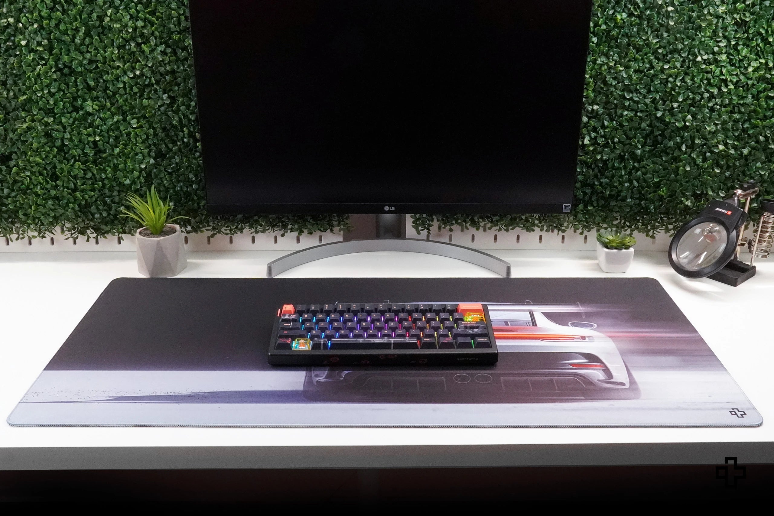 Deskmat Mousepad QwertyKey Car GT 4mm stitched edges