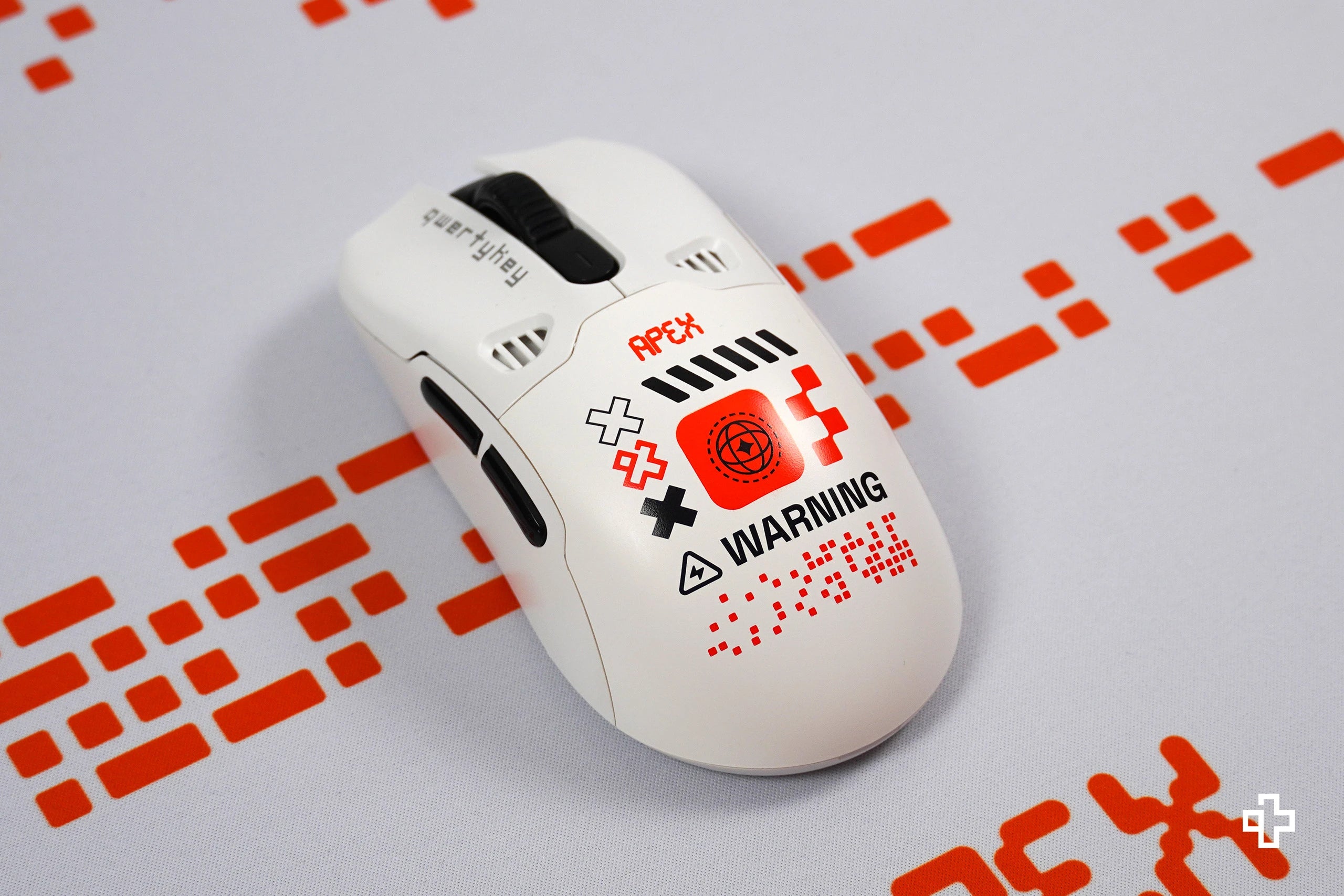 Cover Mouse QKM1 Apex Alb