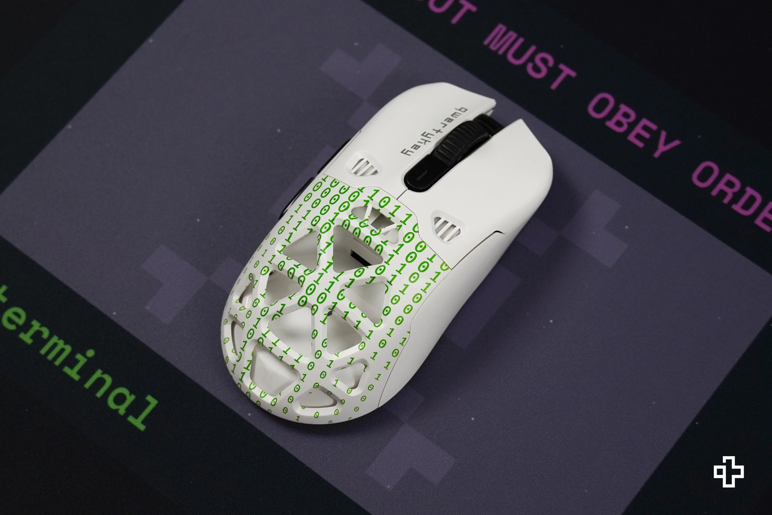 Cover Mouse QKM1 Terminal Alb