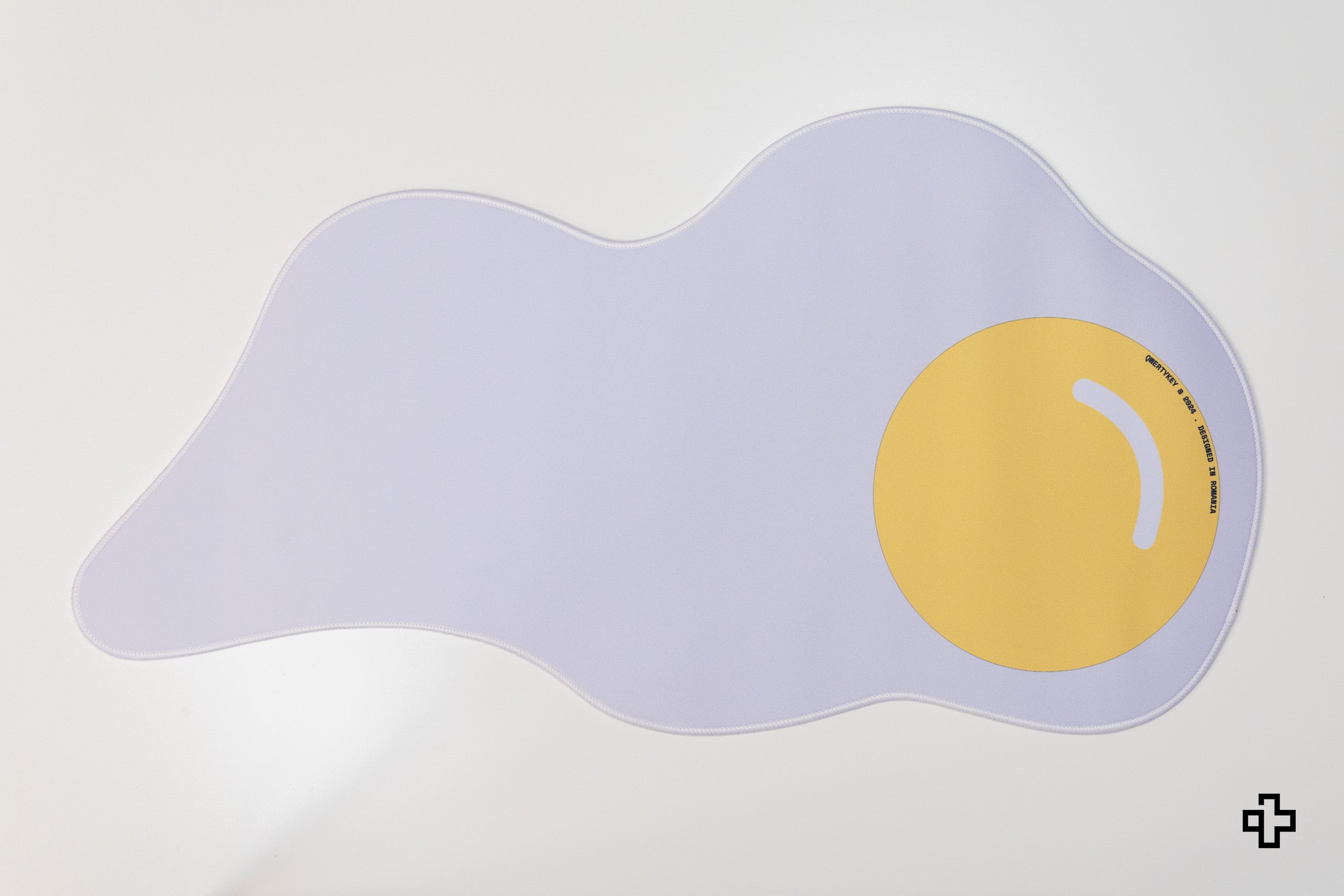 Deskmat Mousepad QwertyKey Egg 4mm irregular stitched edges