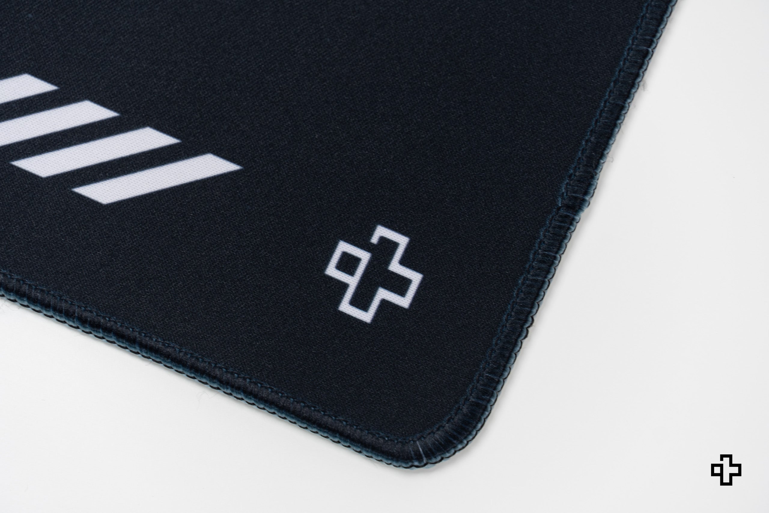 Deskmat Mousepad QwertyKey Terminal 4mm stitched edges