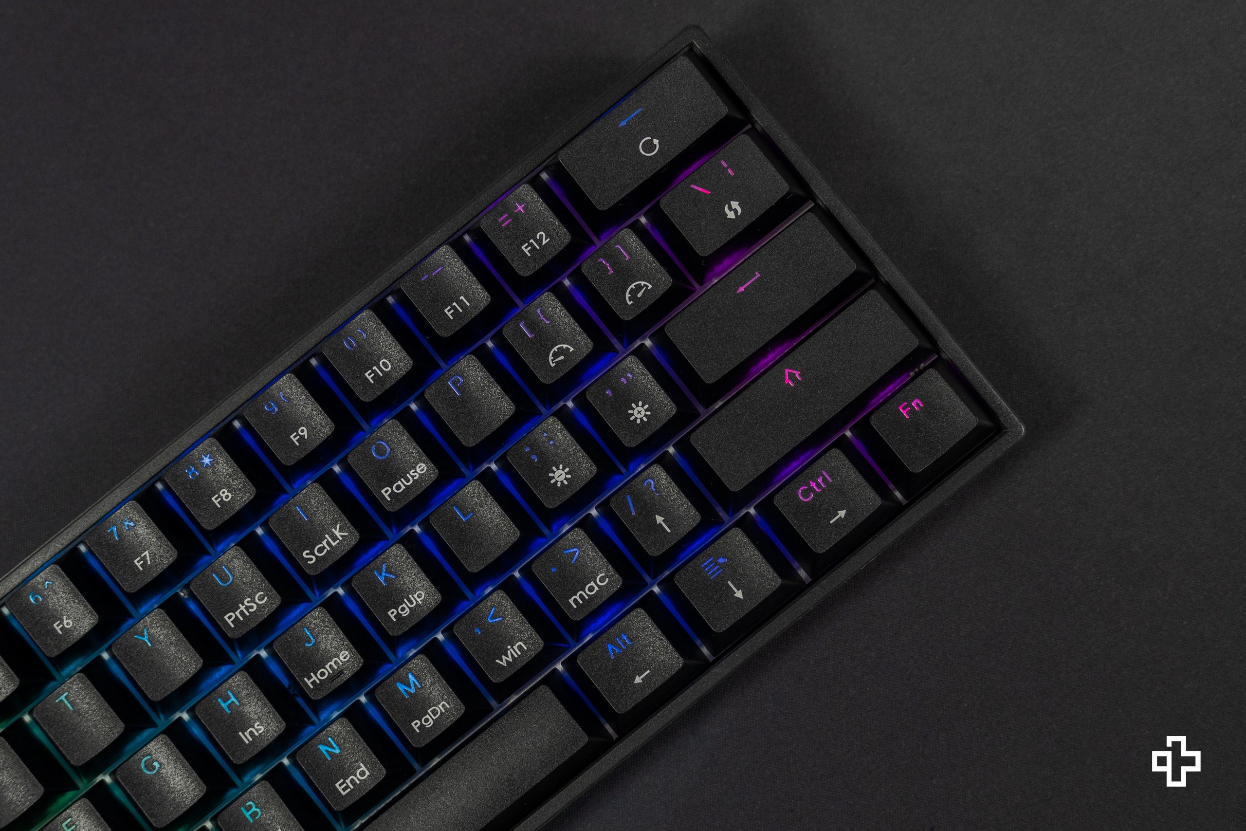 QwertyKey H61 Split Neagra Hotswap RGB Tastatura Mecanica Gaming