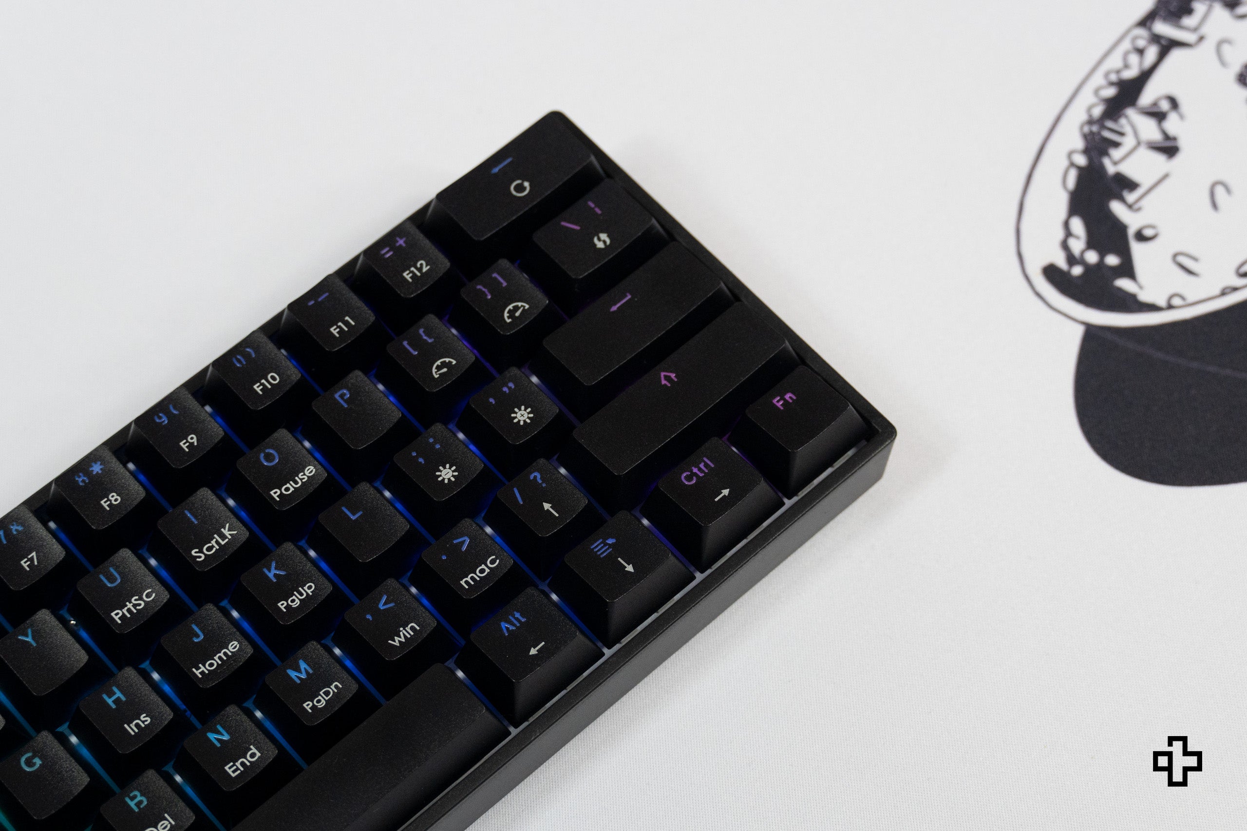 QwertyKey H61 Split Neagra Hotswap RGB Tastatura Mecanica Gaming