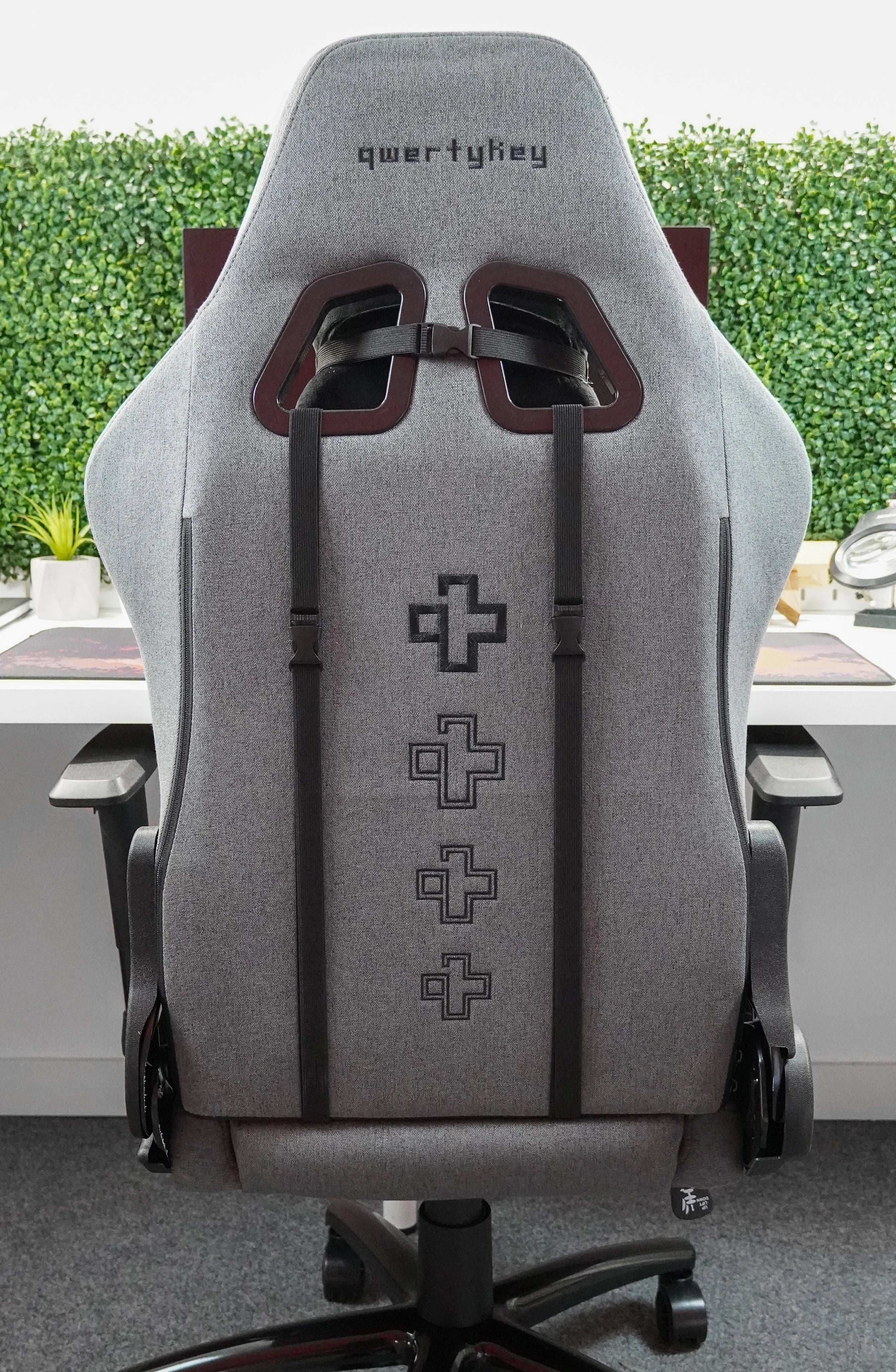 QwertyKey Gaming Chair - QK/ALT, gray