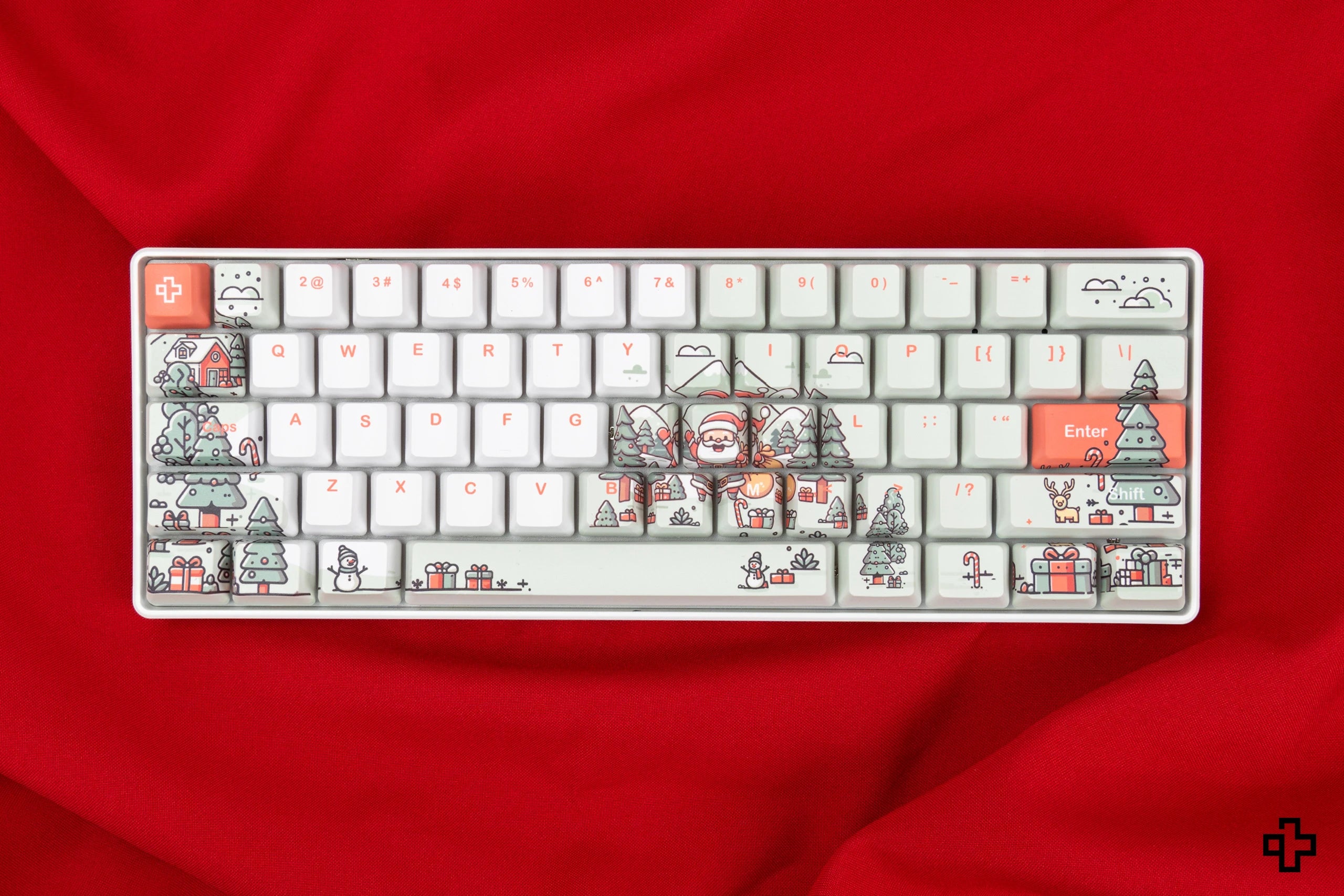 QwertyKey Santa Hotswap Mechanical Keyboard Christmas Gaming