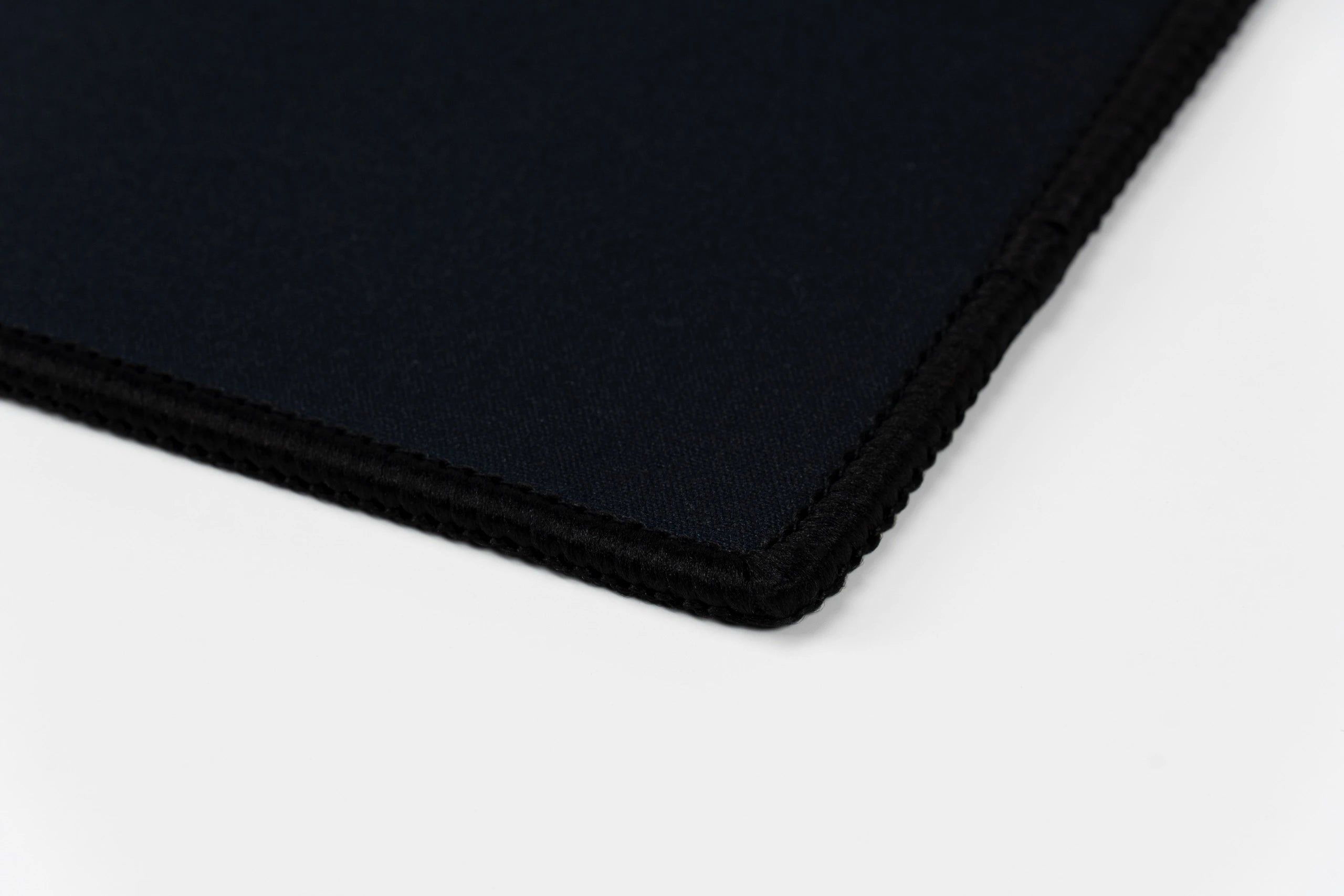 Deskmat Mousepad QwertyKey Spaceman Unregular 4mm stitched edges