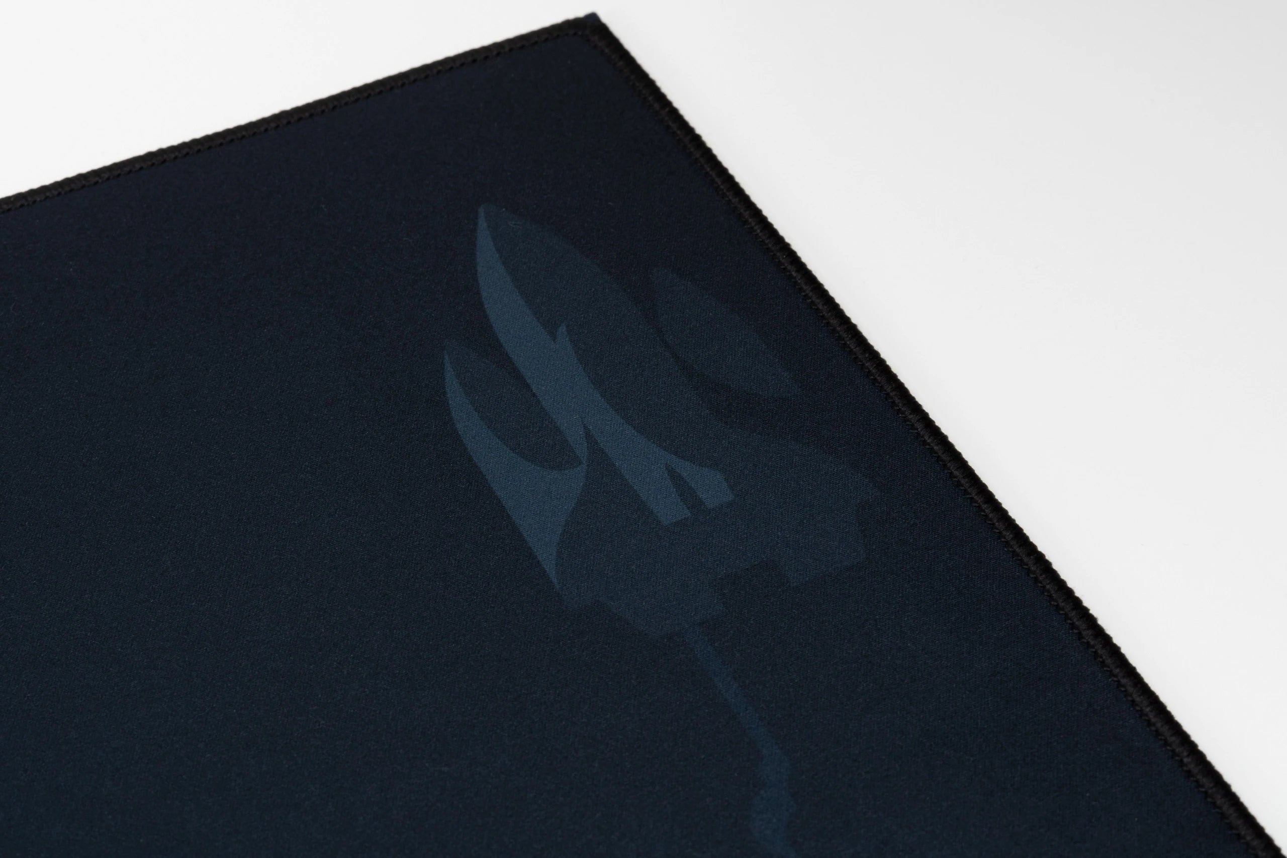 Deskmat Mousepad QwertyKey Spaceman Unregular 4mm stitched edges